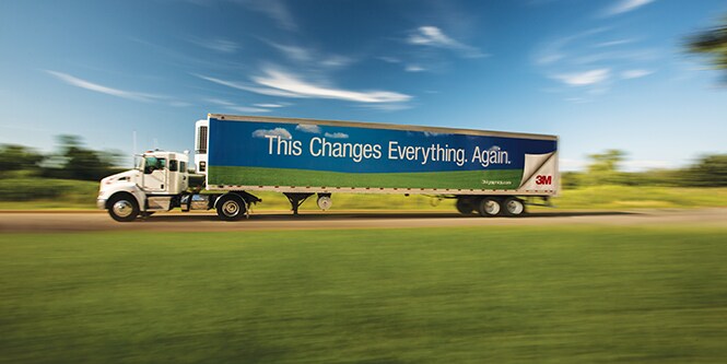 Vehicicle with Envision Gloss Wrap Overlaminate 8548g
